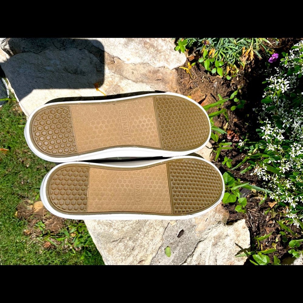 Water-Repellent, Canvas, Camo, Tennis Sneakers, size 11 - Picture 5 of 5